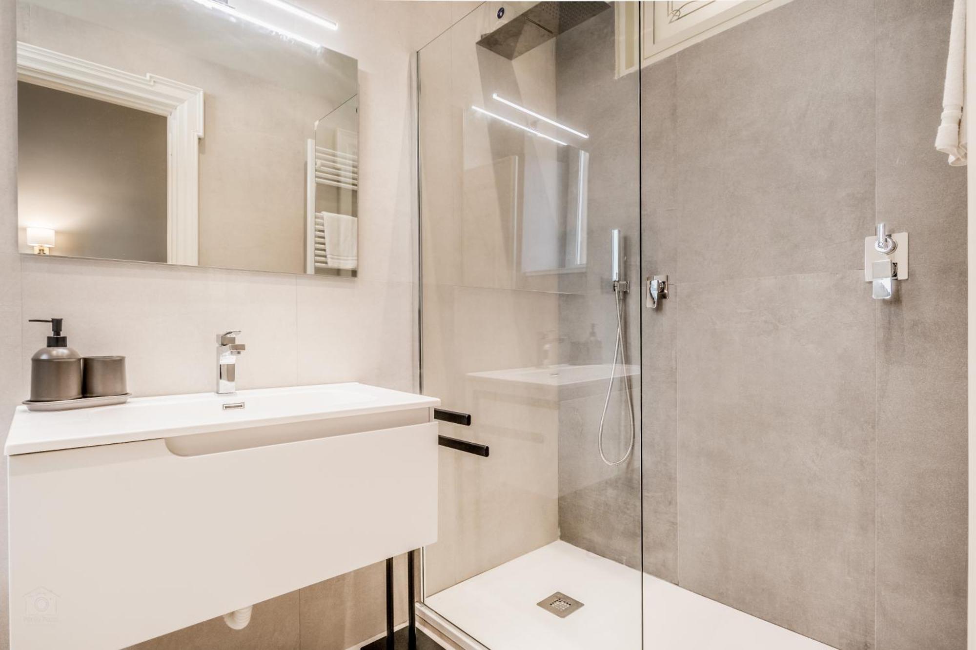 Apartamento Bbhome Eleganza E Comfort Unico In San Giovanni District